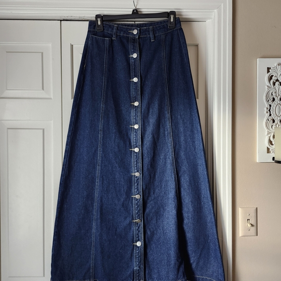 SHEIN Dresses & Skirts - NEW SHEIN Button-Front Denim Maxi Skirt